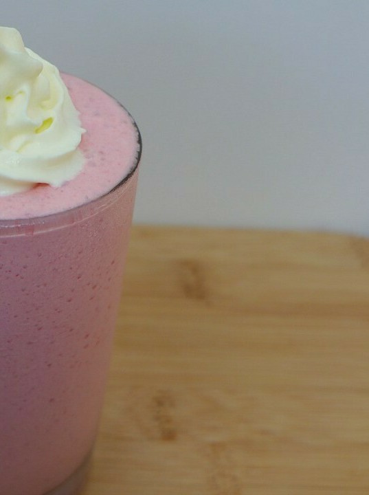 Raspberry and Vanilla Smoothie