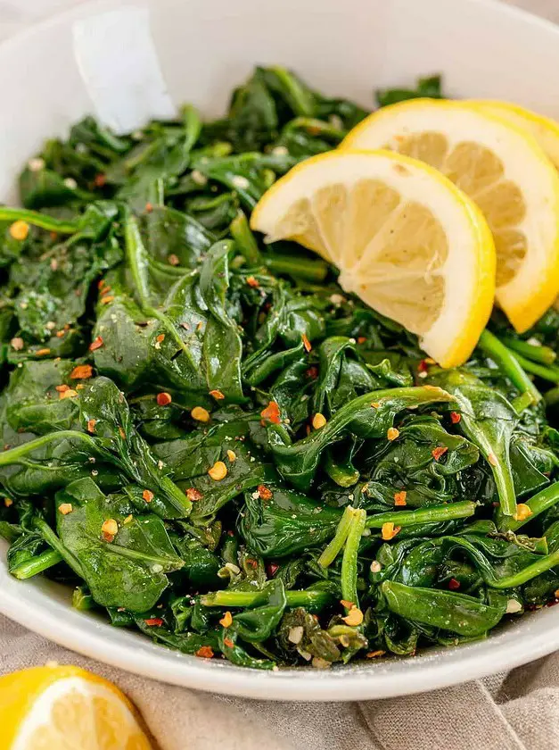 Sautéed Spinach with Garlic and Lemon