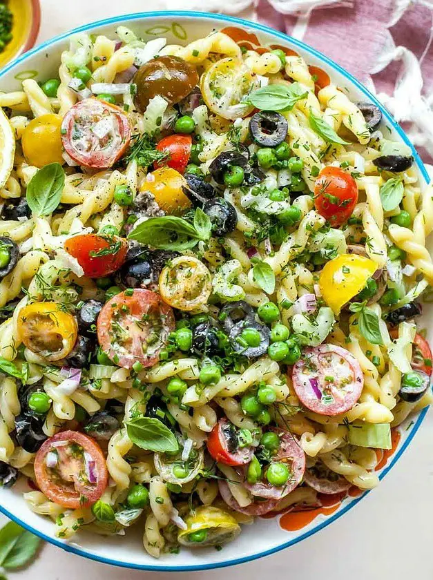 Healthy Creamy Pasta Salad