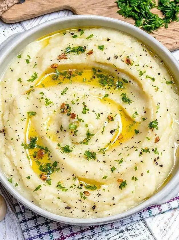 Garlic Butter Mashed Cauliflower