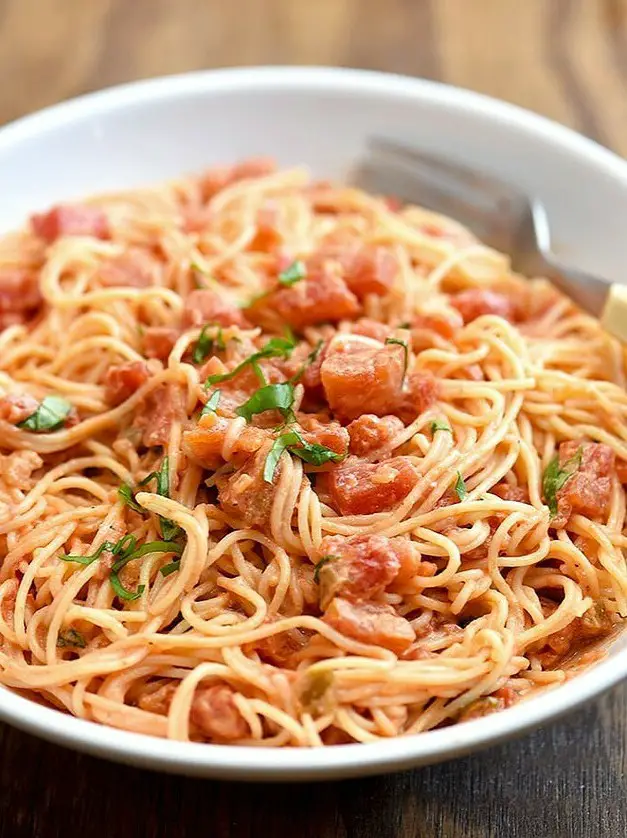 Angel Hair Pasta with Tomato Cream Sauce