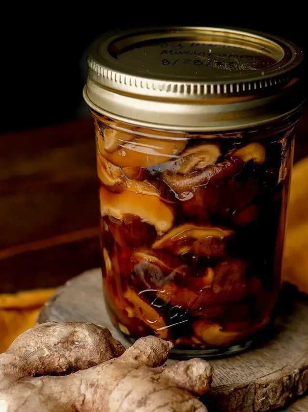 Soy-Marinated Shiitake Mushrooms