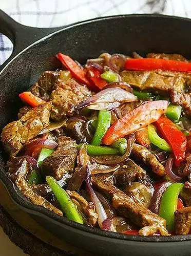 Pepper Steak with Onions