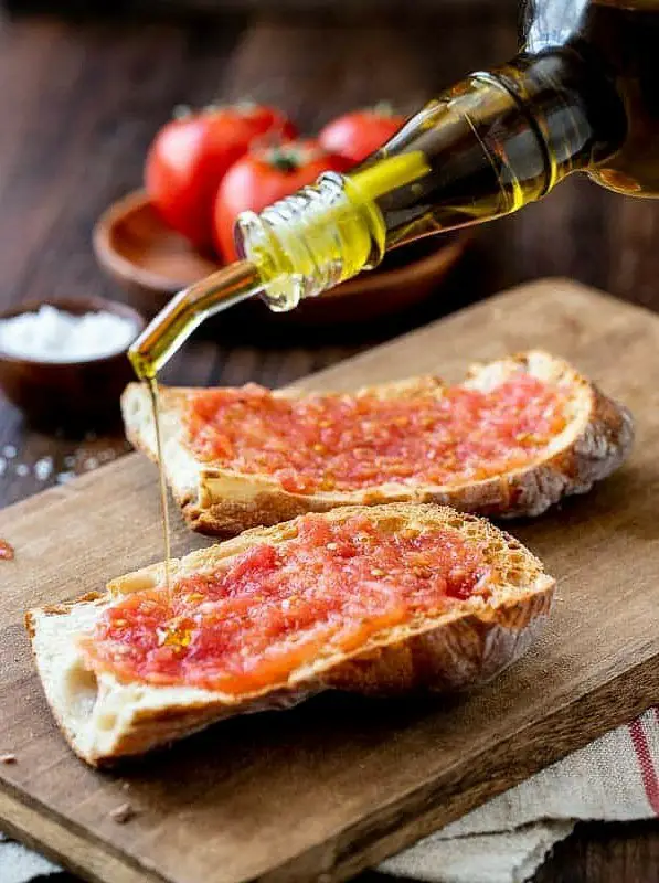 Pan Con Tomate