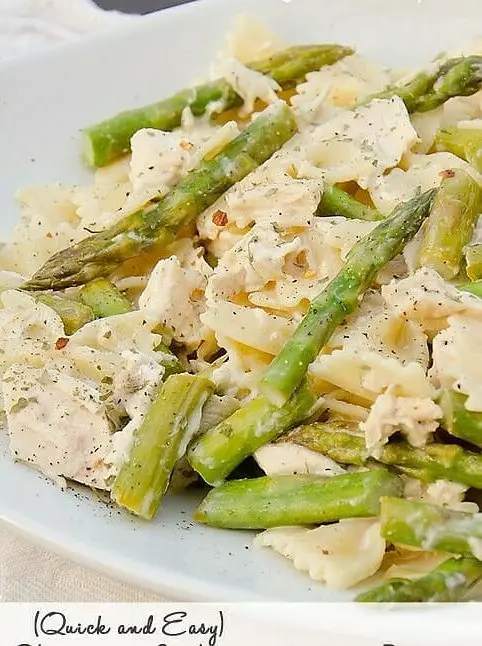 Creamy Chicken and Asparagus Pasta