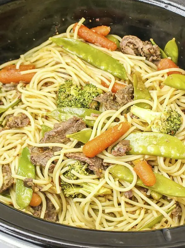 Slow Cooker Beef Chow Mein