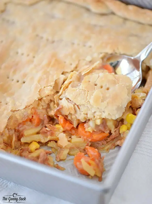 Cheesy Ham Pot Pie