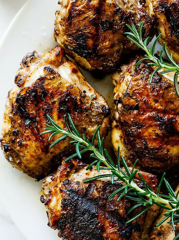 Juicy Grilled Chicken Thighs