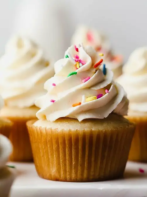 Vegan Vanilla Cupcakes