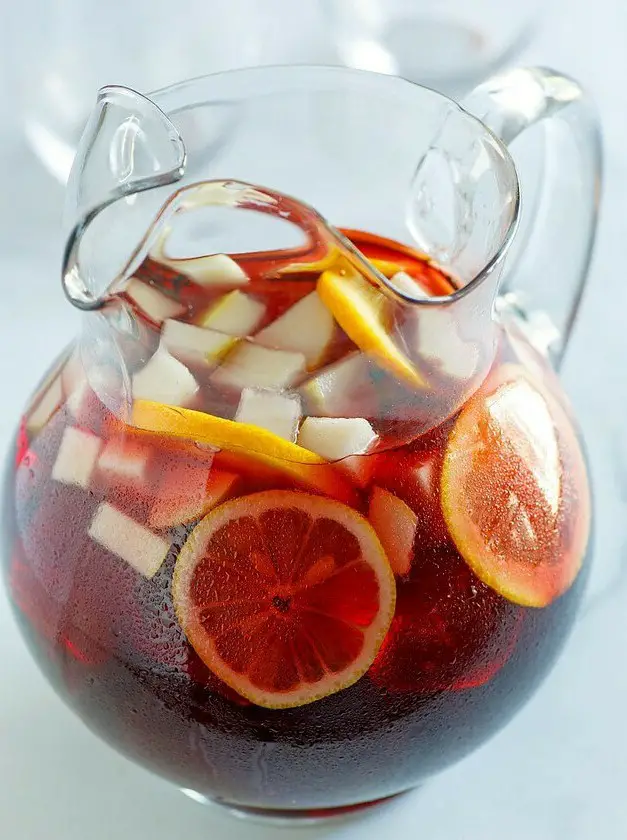 Winter Spiced Red Wine Sangria