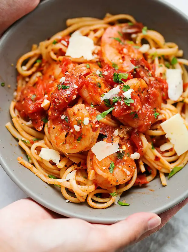 Spicy Shrimp Pasta with Tomatoes and Garlic