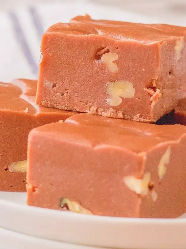 Creamy Velveeta Fudge