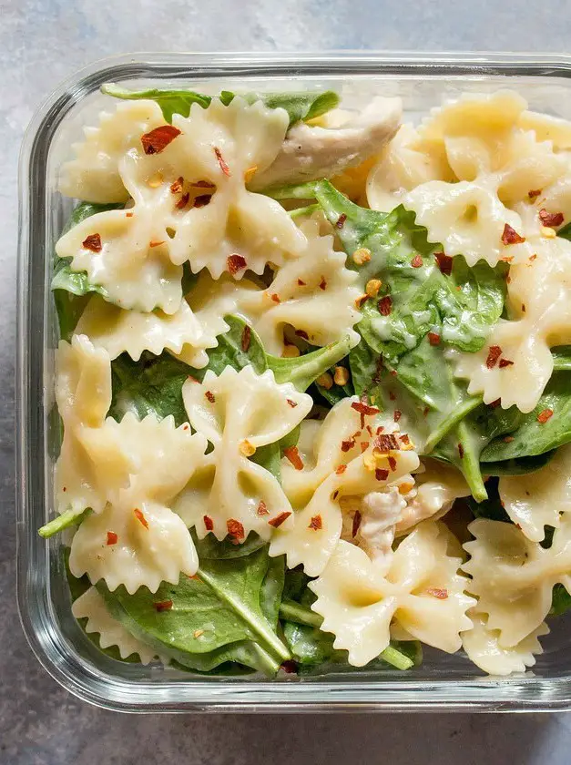 Cold Chicken Spinach Pasta Salad