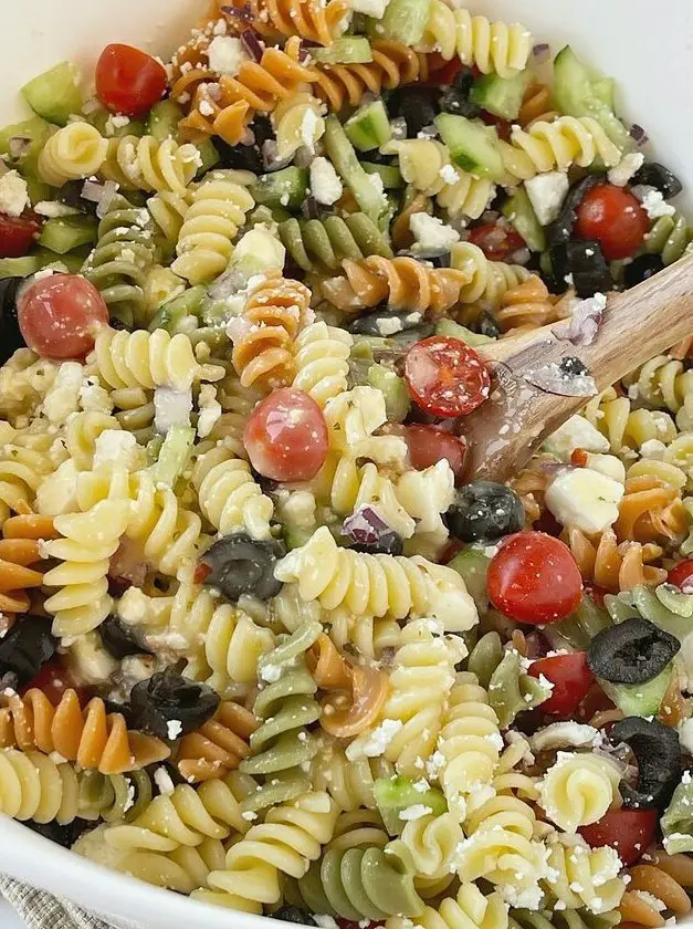 Easy Italian Pasta Salad