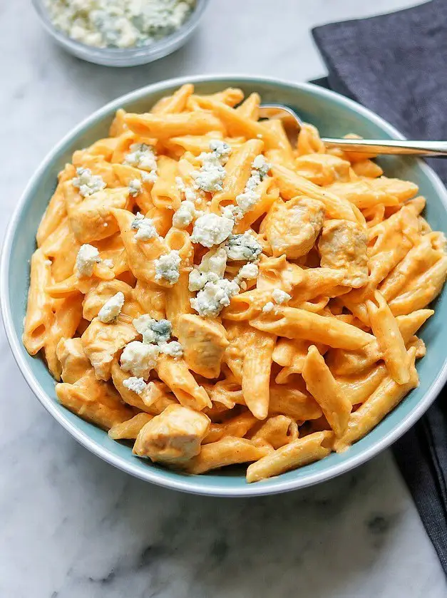 Instant Pot Buffalo Chicken Pasta