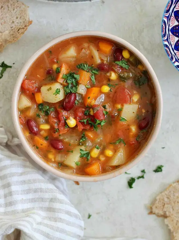 Healthy Veggie-Loaded Vegetable Soup