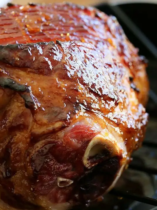 Apricot-Rum Glazed Spiral Ham