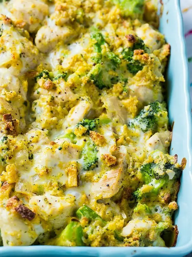 Cheesy Chicken and Broccoli Casserole