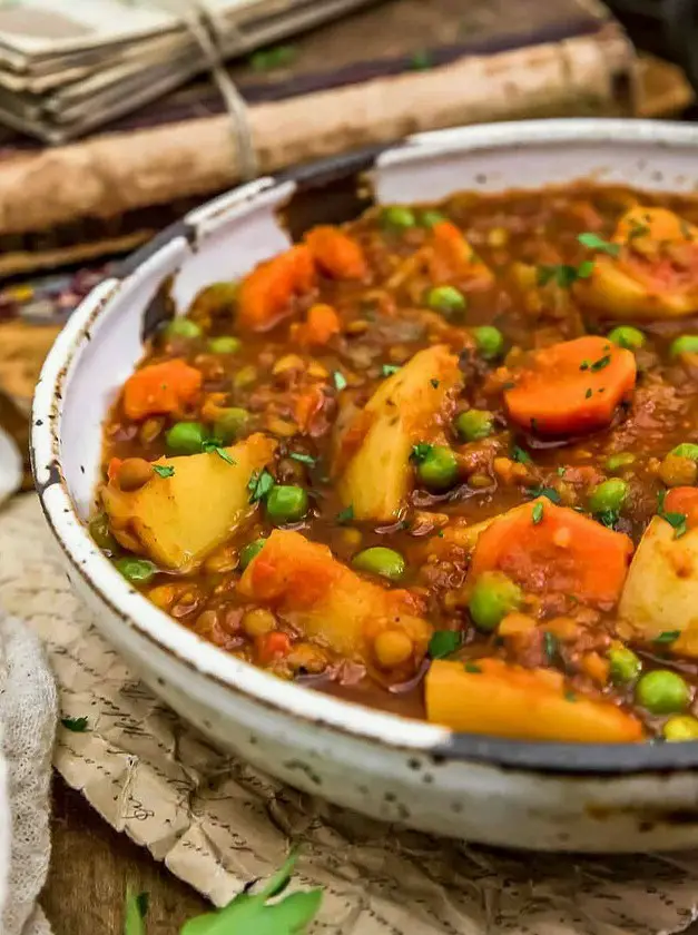 Hungarian Lentil Vegetable Stew