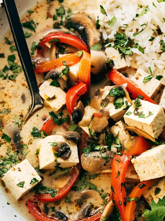 Thai Coconut Soup with Tofu and Rice