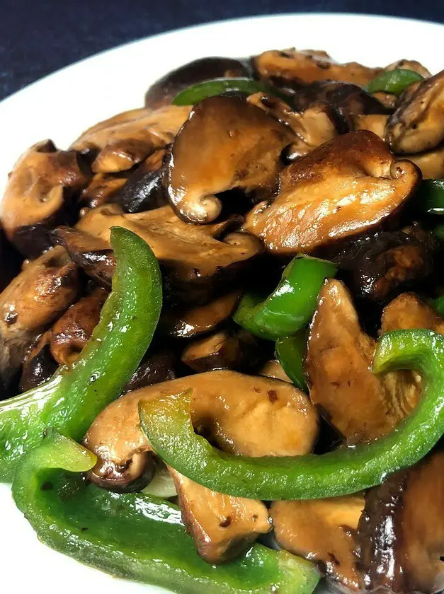 Shiitake Mushrooms Stir Fry with Peppers