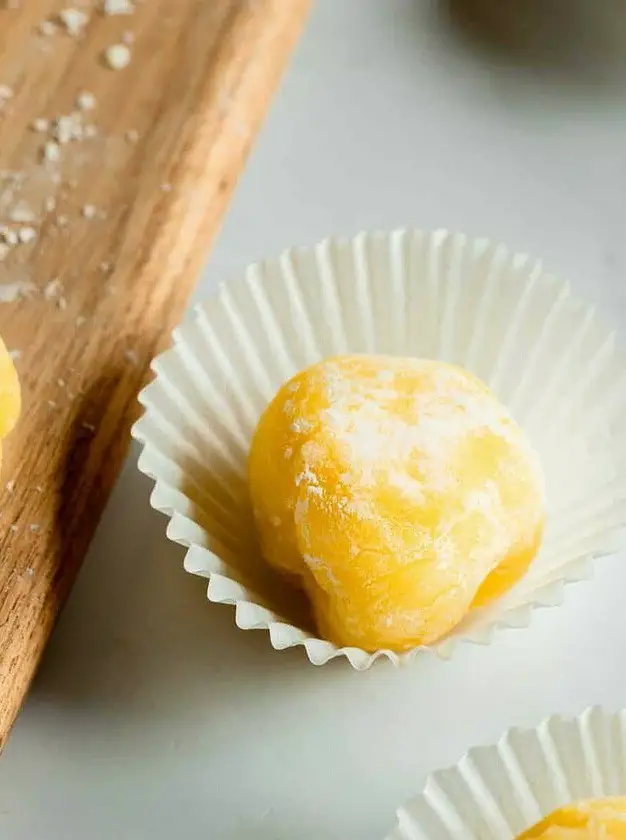 Mochi with Custard Filling