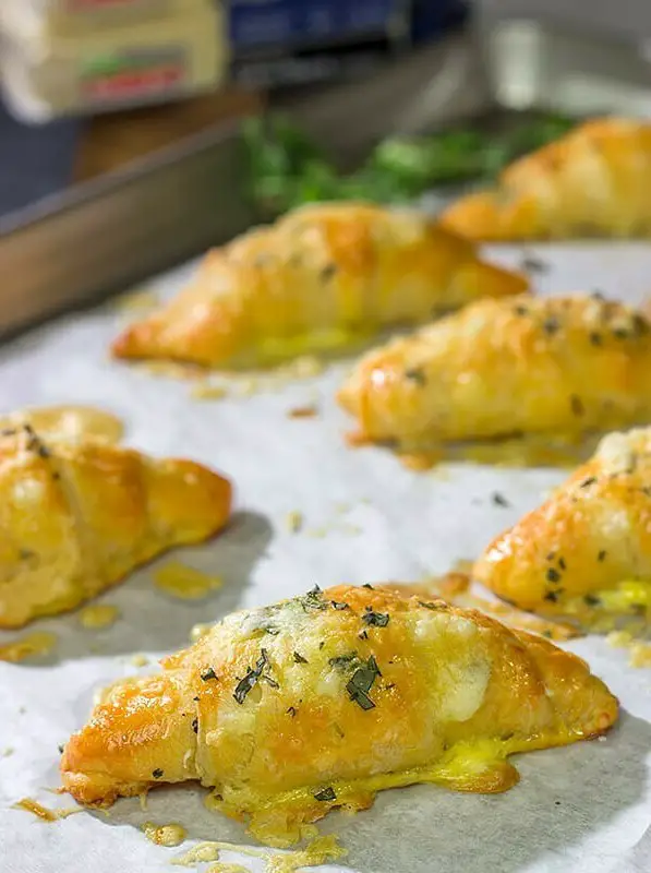 Cheesy Crescent Rolls