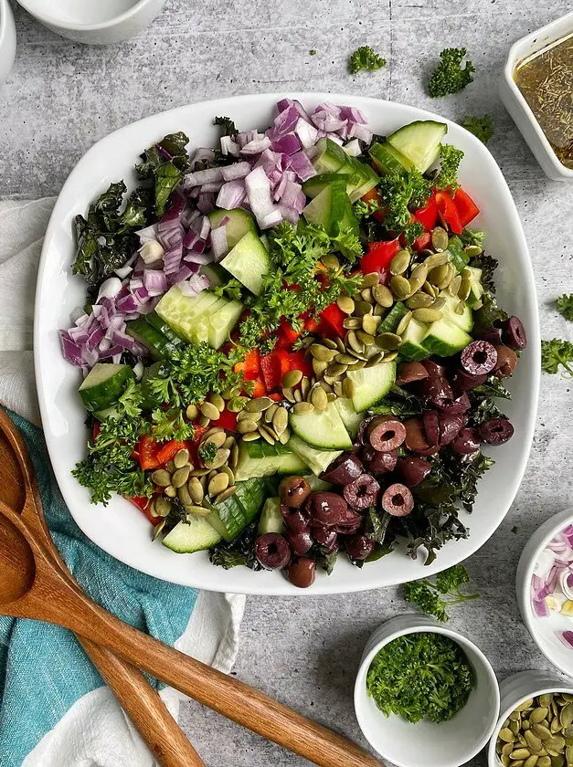 Mediterranean Kale Salad