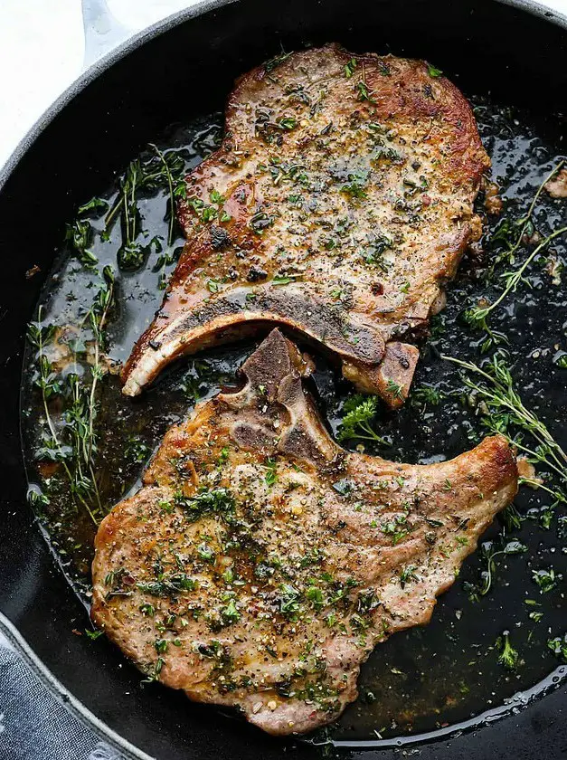 Cast Iron Skillet Pork Chops