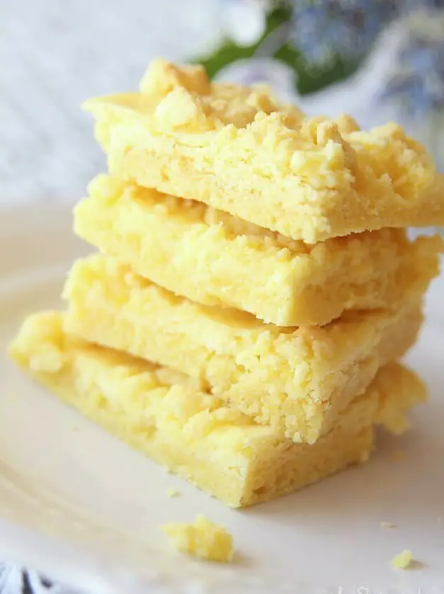 Lemon Cream Cheese Cookie Bars