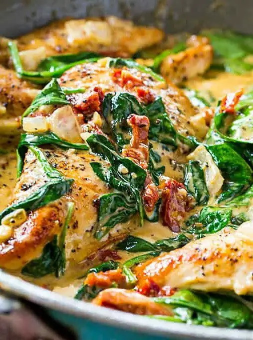 Low Carb Creamy Tuscan Chicken