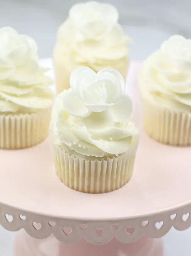 White Wedding Cake Cupcakes