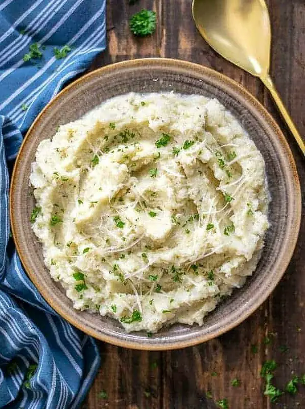 Garlic Parmesan Mashed Cauliflower