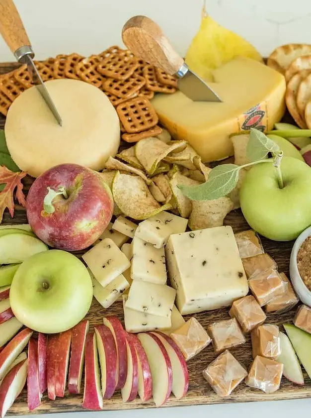 Easy Fall Apple and Cheese Board