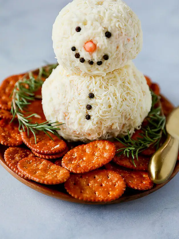 Snowman Christmas Cheese Ball