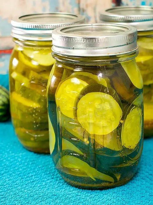 Sweet and Sour Zucchini Pickles