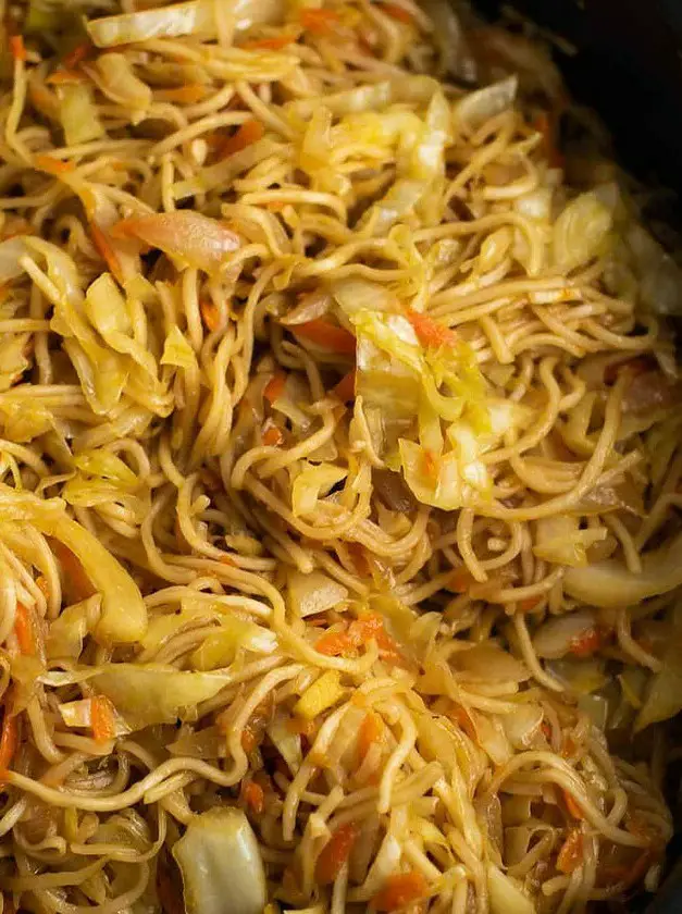 Stir Fry Cabbage and Noodle