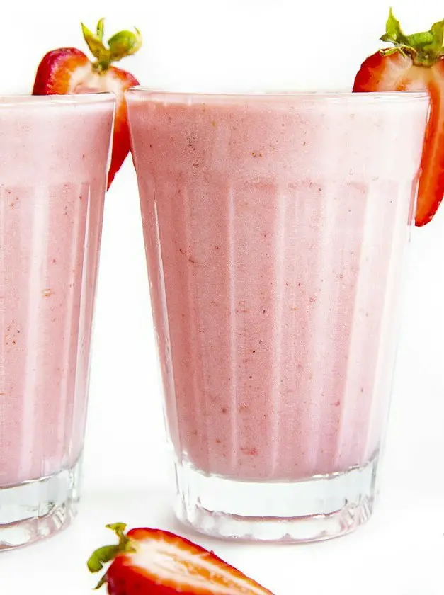 Healthy Keto Strawberry Smoothie