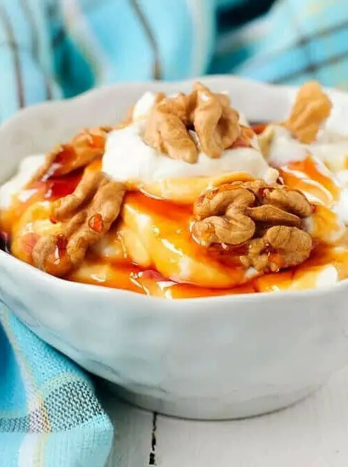 Greek Yogurt with Honey and Walnuts