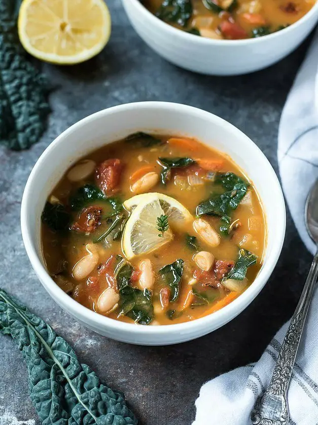 Easy White Bean and Kale Soup