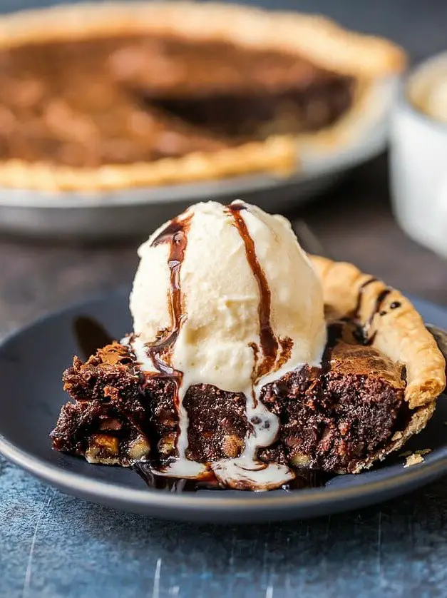 Fudge Brownie Pie