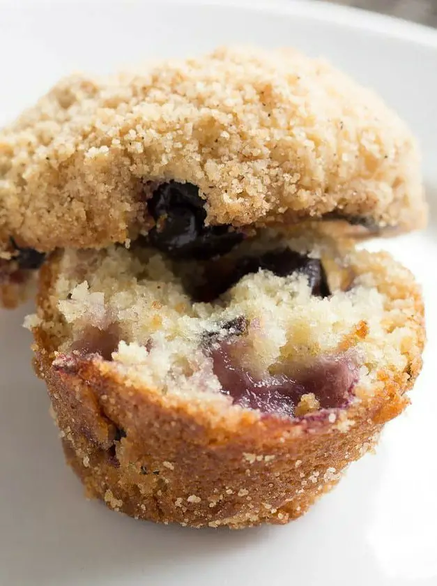 Blueberry Streusel Mini Muffins