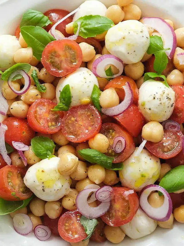 Italian Chickpea Salad