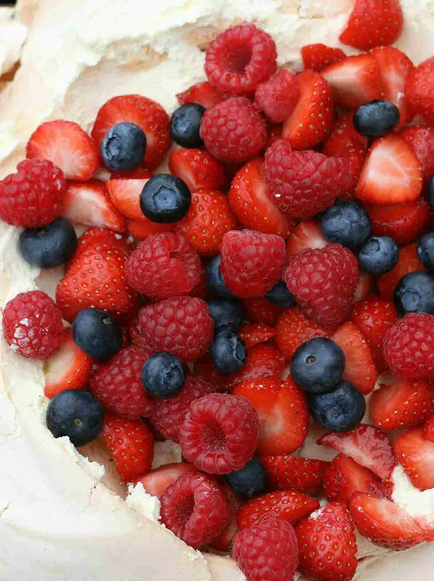 Summer Berry Pavlova