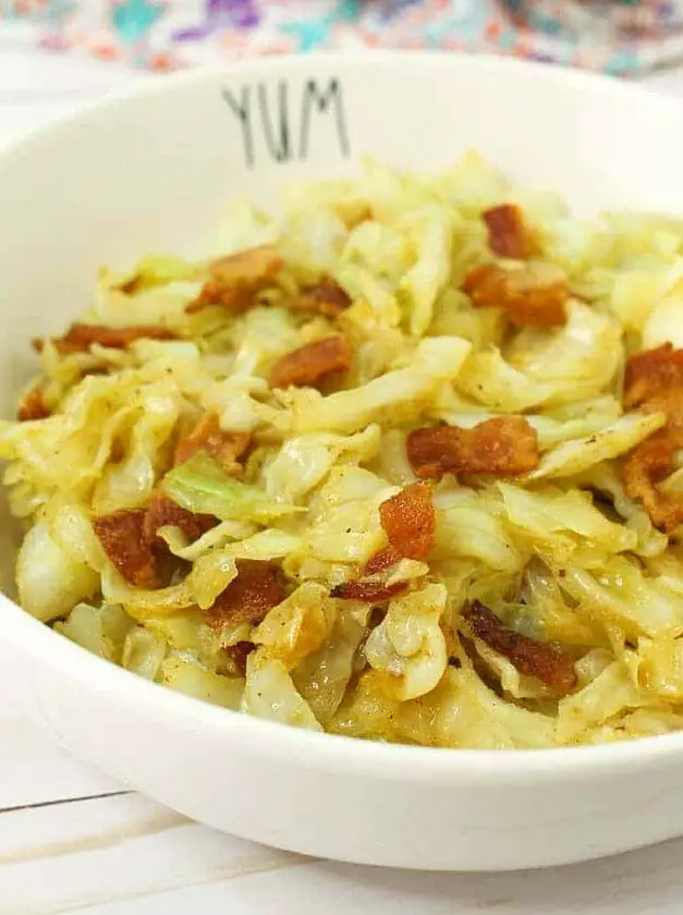 Keto Fried Cabbage with Bacon