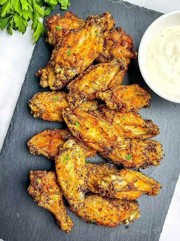 Extra Crispy Air Fryer Chicken Wings with Baking Powder