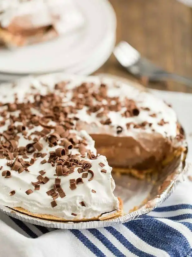 No-Bake Chocolate Pudding Pie