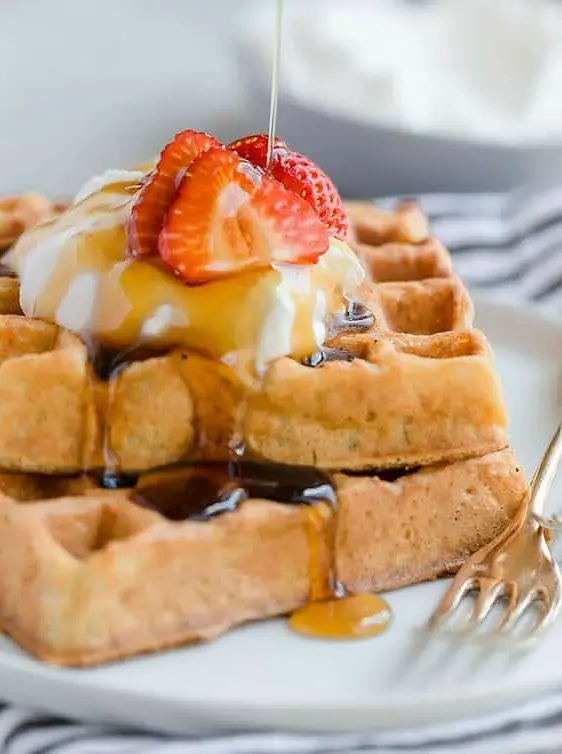 Fluffy and Crisp Buttermilk Waffles