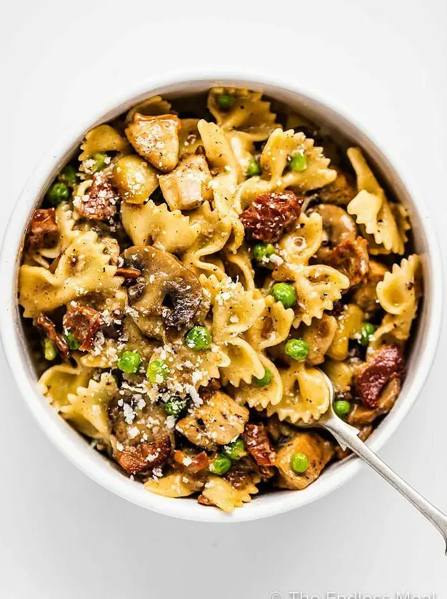 Farfalle with Chicken and Roasted Garlic