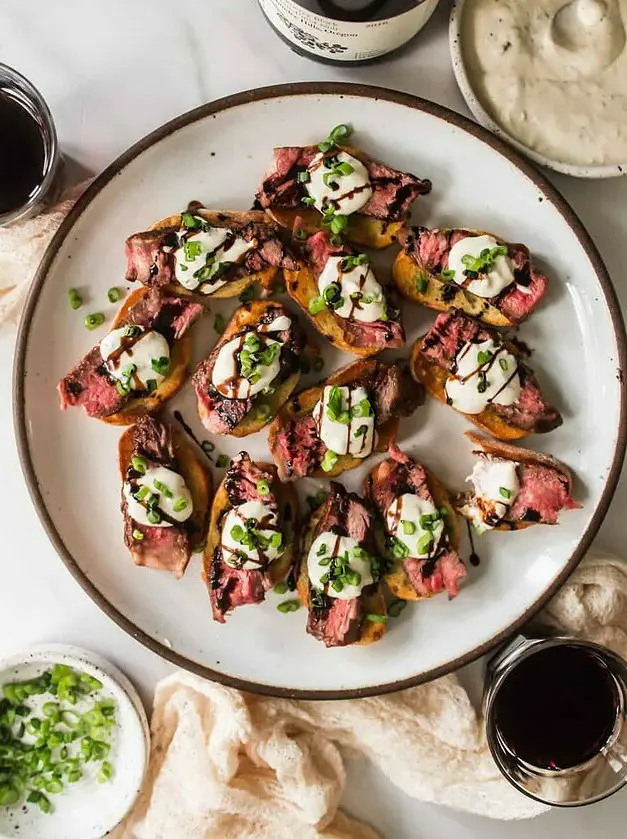 Ribeye Steak Crostini with Horseradish Sauce